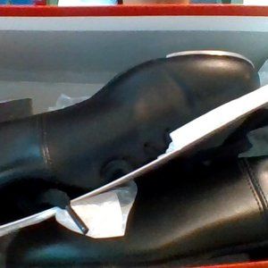 4W CG17 fluid black tap shoes